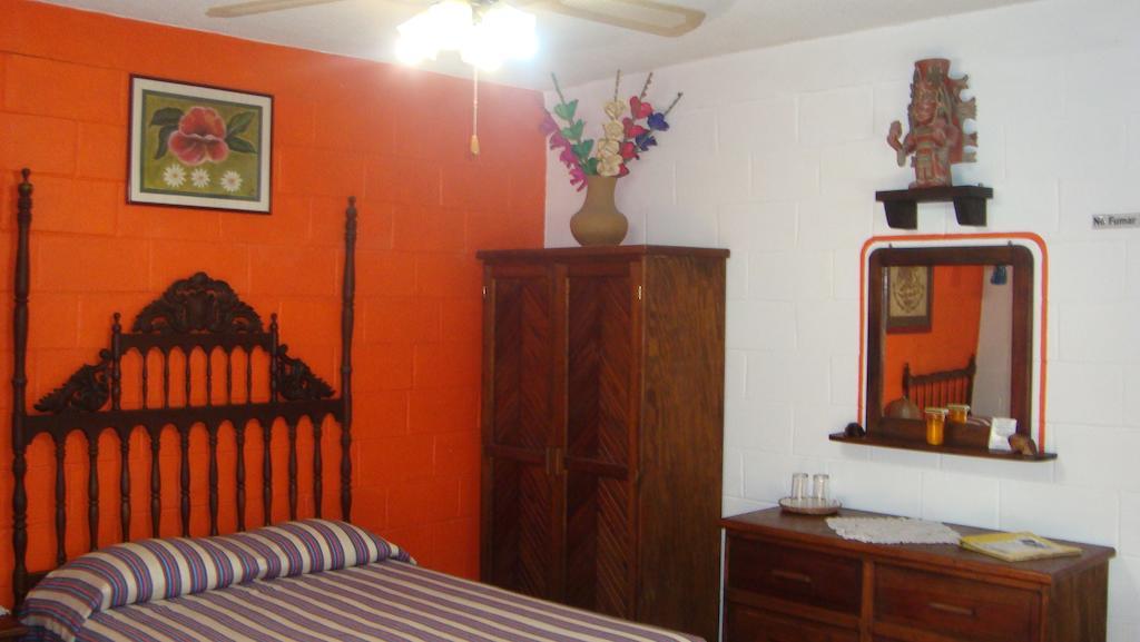 Quinta Erika Boutique Hotel By Rotamundos Coyuca de Benitez Room photo